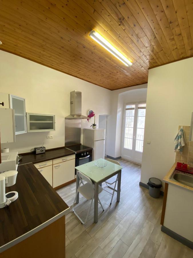 Appartement Climatise,Idealement Situe 100M Du Vieux Port. Bastia  Extérieur photo