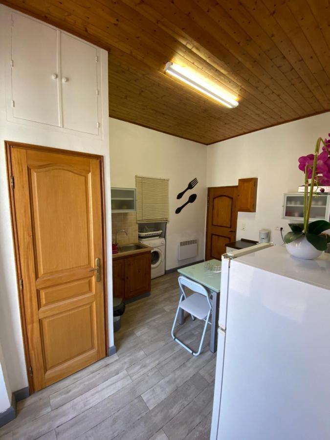 Appartement Climatise,Idealement Situe 100M Du Vieux Port. Bastia  Extérieur photo